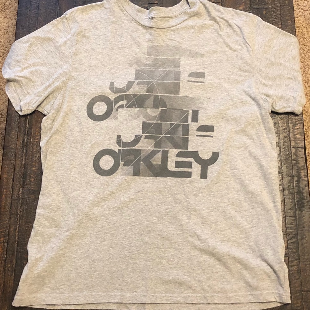 Men’s Oakley T-Shirt